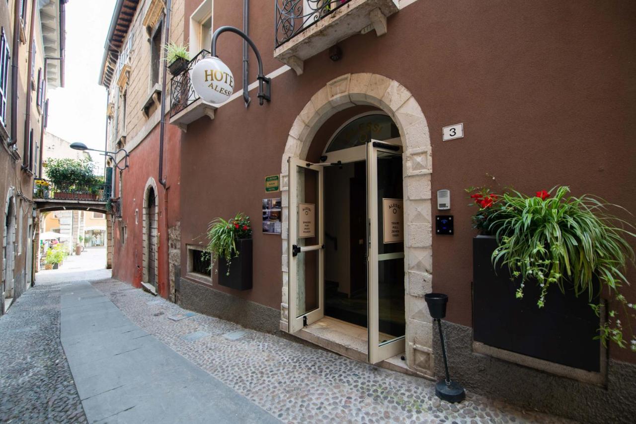 Alessi Hotel Trattoria Desenzano del Garda Luaran gambar
