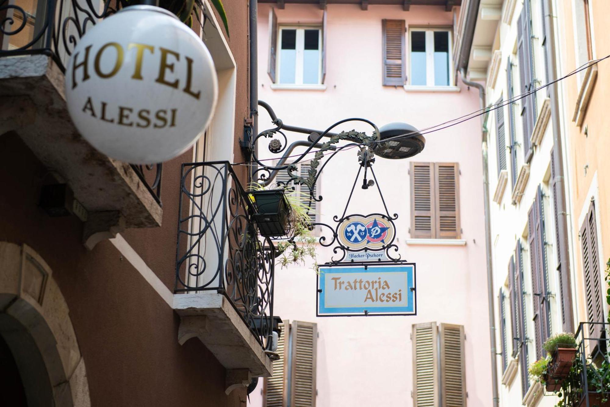 Alessi Hotel Trattoria Desenzano del Garda Luaran gambar