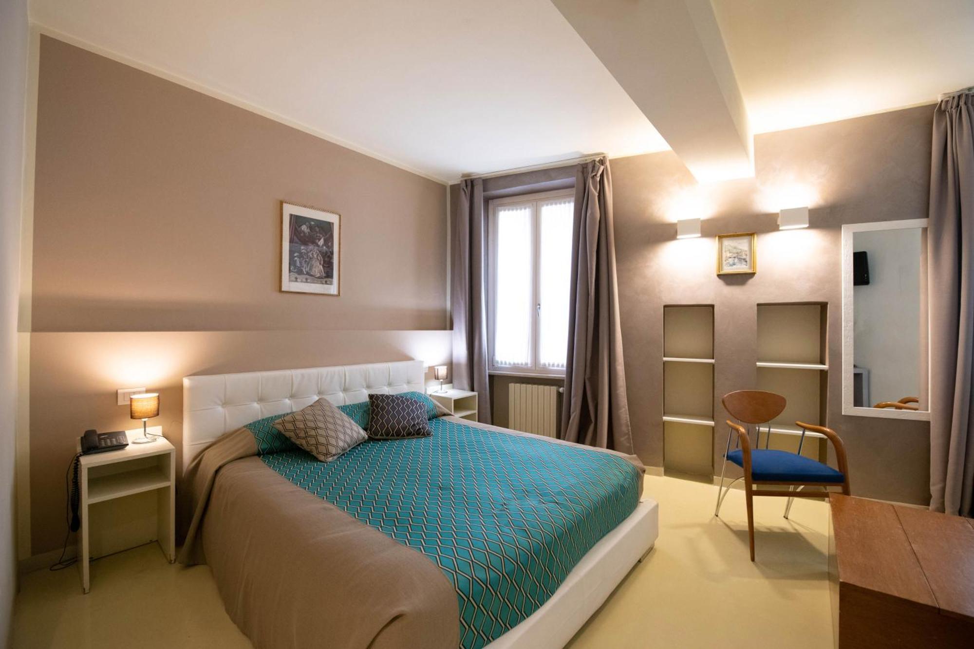 Alessi Hotel Trattoria Desenzano del Garda Luaran gambar